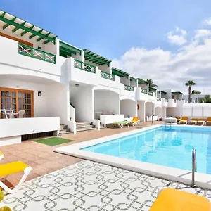 apartamentos-isabel-puerto-del-carmen.in-canary-islands.com/