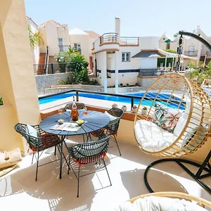 amazing-renovated-pool-view-apartment-2-min-to-faabe-beach.tenerifehoteles.net/