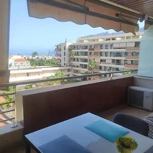 apartamento-balcon-de-los-gigantes.tenerifehoteles.net/